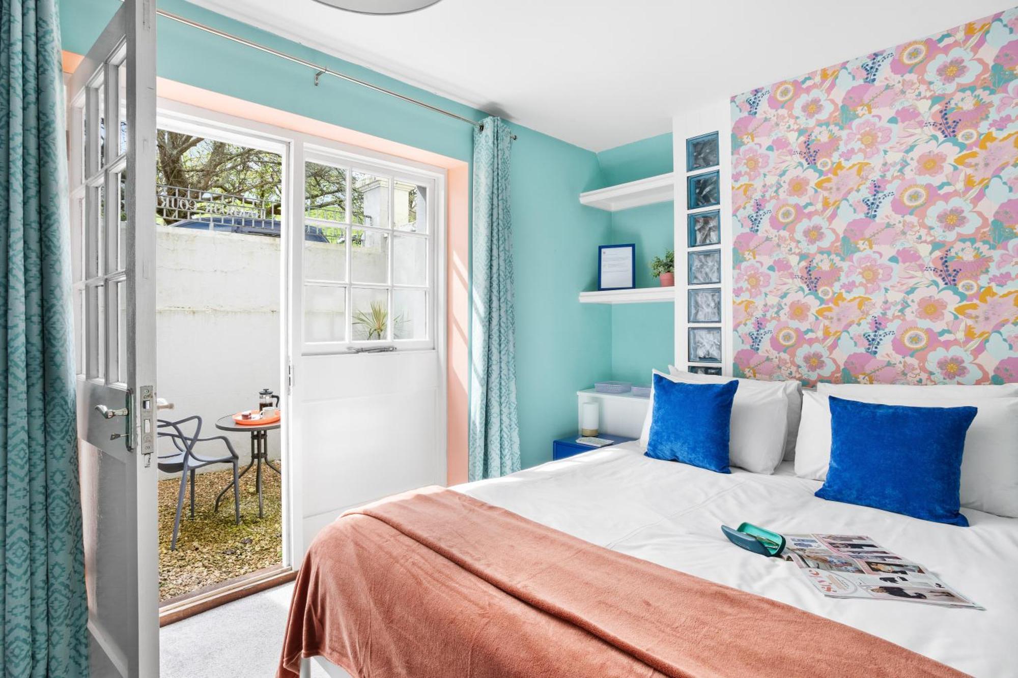 Harbour Court Plymouth - Free Parking - Tucked Away On The Barbican With Courtyard - By Ocean City Retreats Exterior photo